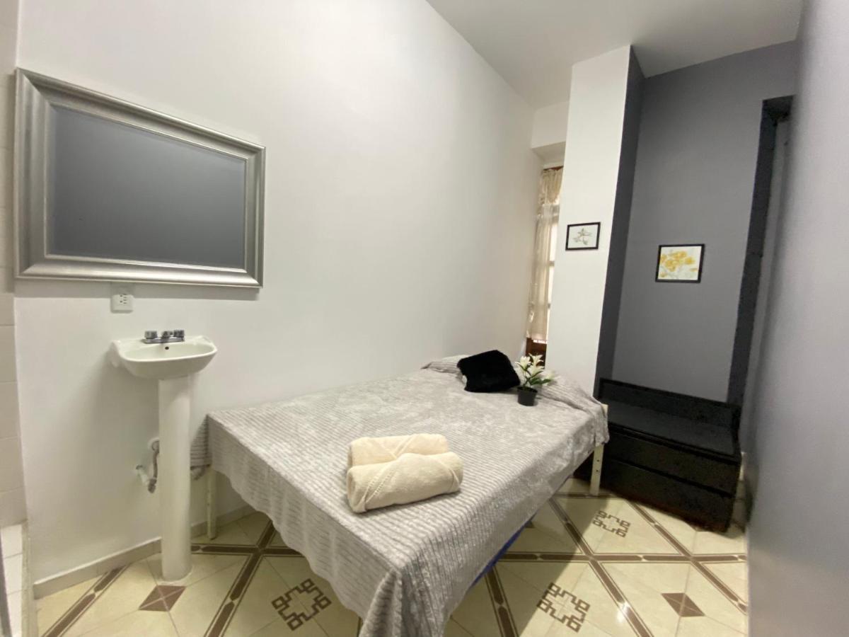 Alto Hostel Мексико Сити Екстериор снимка